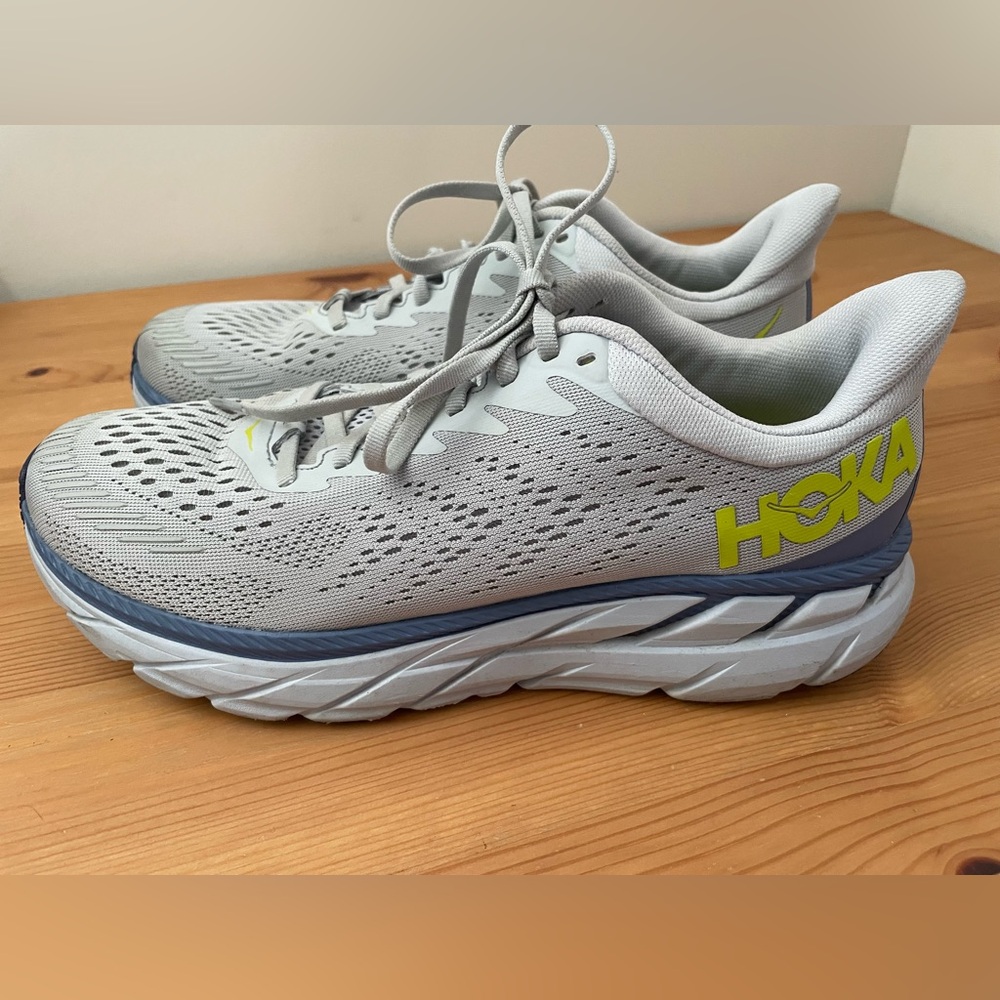 Hoka Shoes Women's 9.5